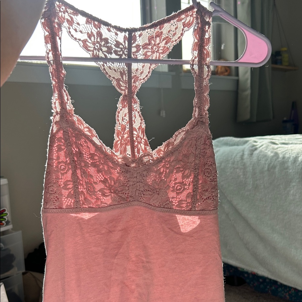 🌸AE Blush Lace Flower Tank Top